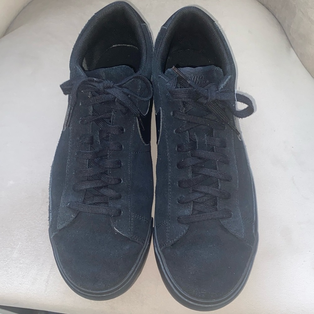 Nike men sneakers
